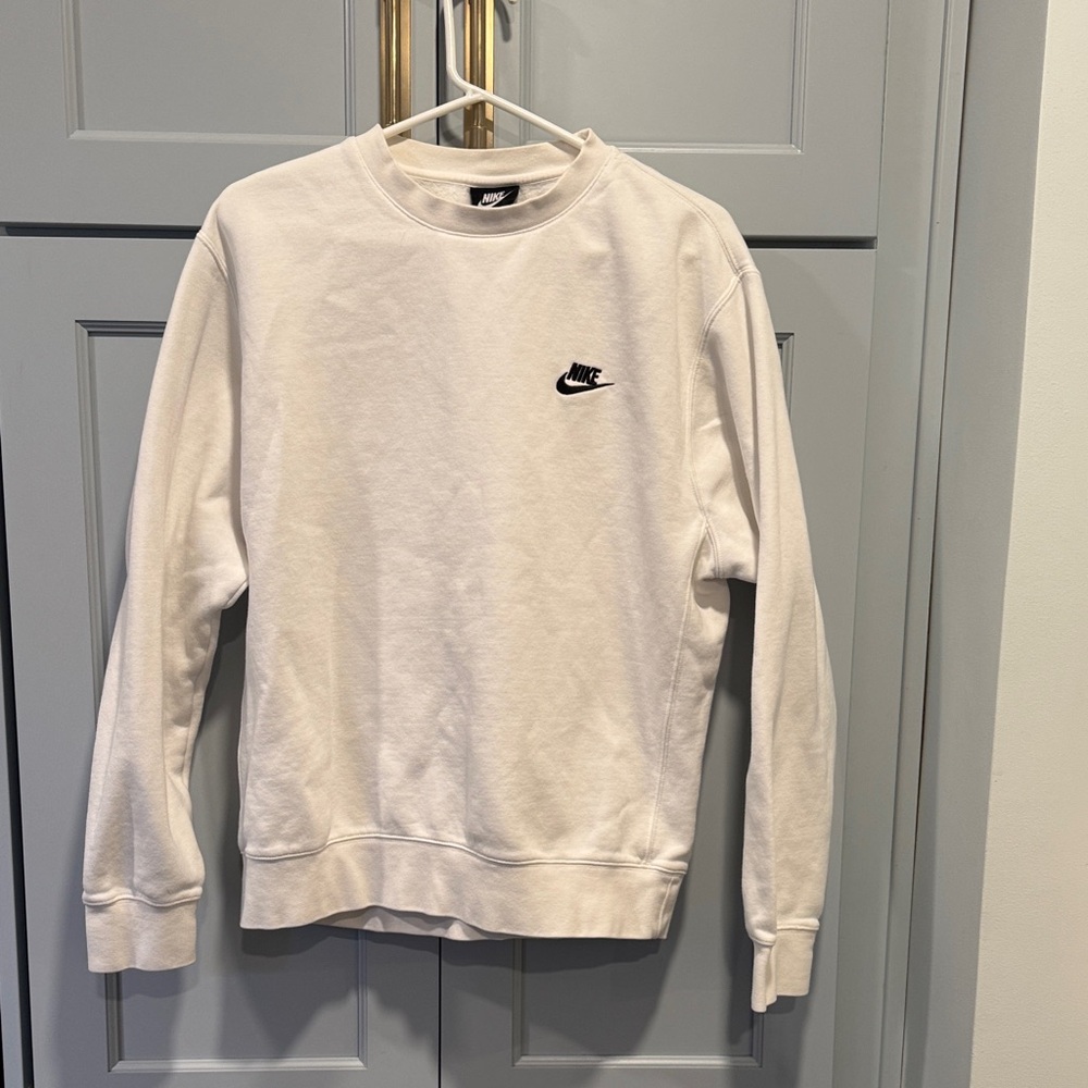 Nike Men's Classic White Crewneck sz Med